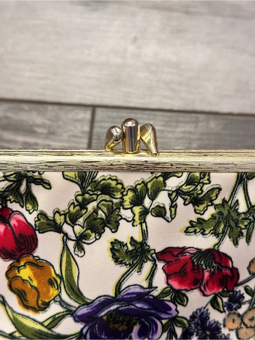 Floral Kiss-Lock White Clutch with Gold Frame